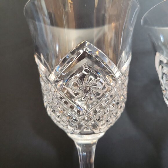 Set Of 2 Altesse Cristal D'arques  Wine Glasses Elegant Design - Picture 3 of 7